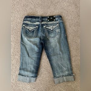 Miss Me Capri jeans